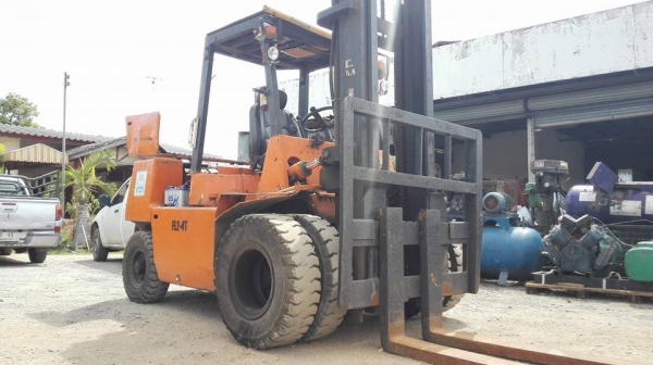 ** ขอบคุณผู้ซื้อ&amp;พี่เสือครับ ** รถโฟคลิฟท์ TCM 4 ตัน ยกสูง 4 เมตร เครื่องยนต์ดีเซล รถสวยเครื่องแน่นปั้มดีมาดูมาทดลองขับก่อนได้ครับ!!