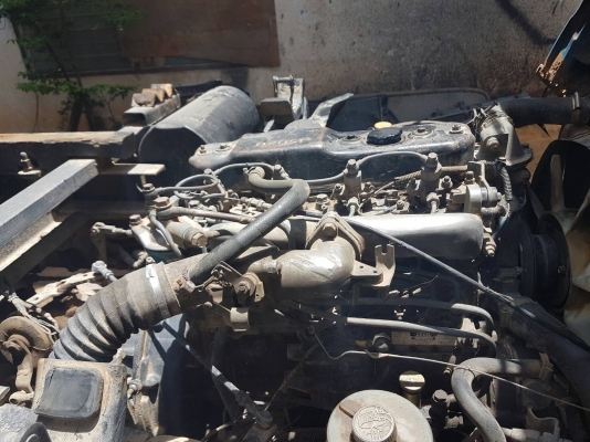 6ล้อดั้มNPR59 เครื่อง115แรง เกียรร๊อกช่วงล่างFรถพร้อมไช้เอกสารพร้อมโอน