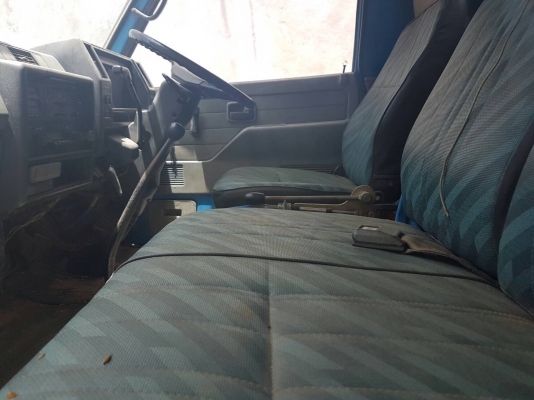 6ล้อดั้มNPR59 เครื่อง115แรง เกียรร๊อกช่วงล่างFรถพร้อมไช้เอกสารพร้อมโอน