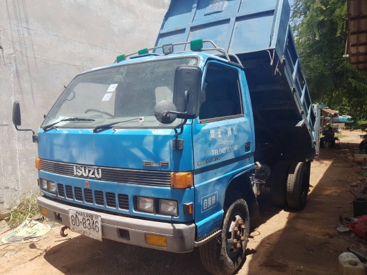 6ล้อดั้มNPR59 เครื่อง115แรง เกียรร๊อกช่วงล่างFรถพร้อมไช้เอกสารพร้อมโอน