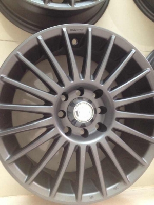 ขายล้อแม็กขอบ 15 กว้าง 6.5 ออฟ 38 4 รู 100 4 รู 114 สภาพไมซ่อมไม่ดุ้ง ทำสีเทากัลมา สวยๆ 5900