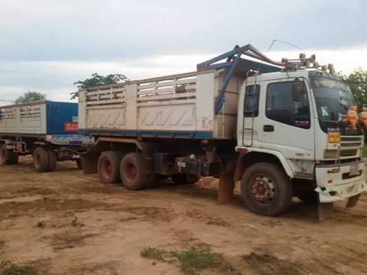 ขายรถพ่วงแม่ลูก ดั้ม270 ปี42 รถสวยสภาพพร้อมใช้งาน เอกสารเล่มทะเบียนพร้อมโอน ราคา1,650,000 สนใจโทร 090-8588220คุณนะ 093-3258446คุณบิว หรือเข้าดูสินค้าอื่นๆได้ที่ www.narong2truck.com หรือ www.truck.in.th/498 หรือเพจFacebook ณรงค์ ซื้อขายรถมือสอง (เว็บไซต์ส
