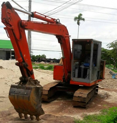 Kato 60-1 ราคา 155,000 บาท  เครื่อง isuzu 85 แรง โช่หนา เอวแน่น เอกสารอินวอยท์   รถอยู่ จ.สกลนคร  090-772-3710 090-772-3708