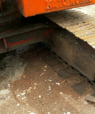 Kato 60-1 ราคา 155,000 บาท  เครื่อง isuzu 85 แรง โช่หนา เอวแน่น เอกสารอินวอยท์   รถอยู่ จ.สกลนคร  090-772-3710 090-772-3708