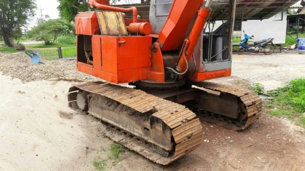 Kato 60-1 ราคา 155,000 บาท  เครื่อง isuzu 85 แรง โช่หนา เอวแน่น เอกสารอินวอยท์   รถอยู่ จ.สกลนคร  090-772-3710 090-772-3708