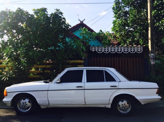 ขายBenz w123/230 เครื่องJ ติดแก๊ส(ใช้ได้2ระบบ)ทะเบียนเต็มพร้อมโอน