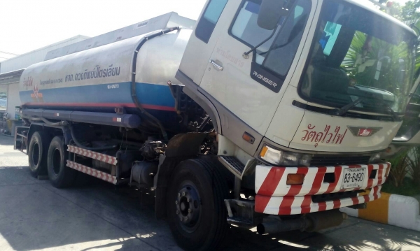 สิบล้อ 2เพา ฮีโน่ FM2K EM100-220ปี42 บรรทุกน้ามันถัง18,000ลิต โหลดล่าง5ช่อง สภาพดีมากๆเดิมๆสวยไม่เคยล้ม เล่มทะเบียนพร้อมโอน สิบล้อ 2เพา ฮีโน่ FM2K EM100-220ปี42 บรรทุกน้ามันถัง18,000ลิต โหลดล่าง5ช่อง สภาพดีมากๆเดิมๆสวยไม่เคยล้ม เล่มทะเบียนพร้อมโอน