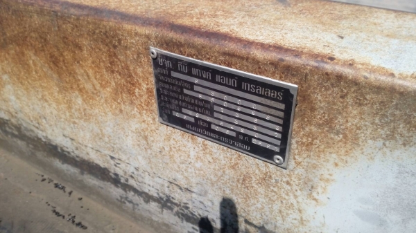 สิบล้อ 2เพา ฮีโน่ FM2K EM100-220ปี42 บรรทุกน้ามันถัง18,000ลิต โหลดล่าง5ช่อง สภาพดีมากๆเดิมๆสวยไม่เคยล้ม เล่มทะเบียนพร้อมโอน สิบล้อ 2เพา ฮีโน่ FM2K EM100-220ปี42 บรรทุกน้ามันถัง18,000ลิต โหลดล่าง5ช่อง สภาพดีมากๆเดิมๆสวยไม่เคยล้ม เล่มทะเบียนพร้อมโอน