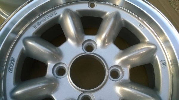 ล้อกล้วย enkei 5.5" et15 4/110 ราคา7500 โทร.096-2085202 ครับ