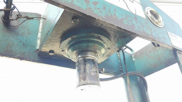 Sell> ขายแท่นอัดไฮดรอลิคมือโยก‬ TOYO 30 Ton. สภาพสดปั้มแน่นอุปกรณ์ครบสีเดิมๆมาดูมาเทสก่อนได้!!