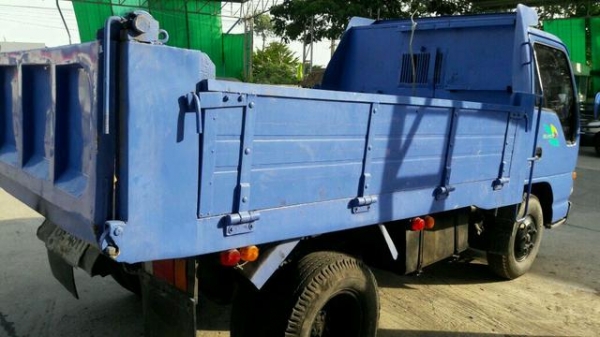 อีชูชุ   6 ล้อ ดั้มท์ 88 แรง(( รถประกอบ )) รถพร้อมใช้งาน  ราคา  358,000 บาท