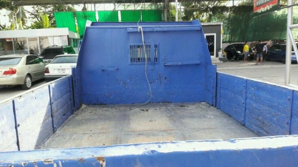 อีชูชุ   6 ล้อ ดั้มท์ 88 แรง(( รถประกอบ )) รถพร้อมใช้งาน  ราคา  358,000 บาท