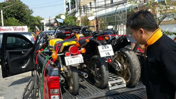 วุฒิ นนบุรี บริการรับซื้อ มอไซค์บิ๊กไบค์&amp;มอไซค์โบราณทุกรุ่นรถสวยไห้ราคาดีคับ