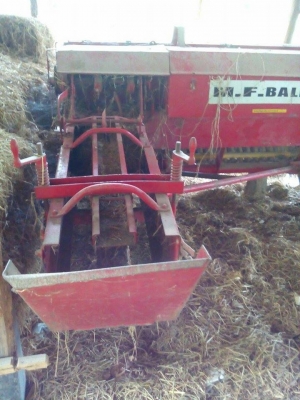 ขายเครื่องอัดฟาง