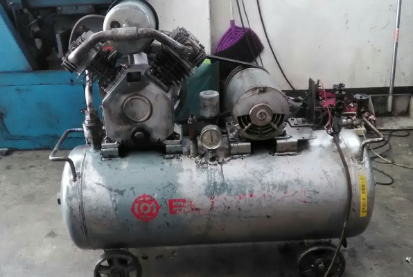 **ขายถูกๆครับ**ปั้มลมมือสองจากญี่ปุ่น..ฮิตาชิ-เบบิคอน 2 แรง ถัง 85 ลิตร..ทดสอบเรียบร้อยทุกระบบใช้งานได้ดีมากๆครับ