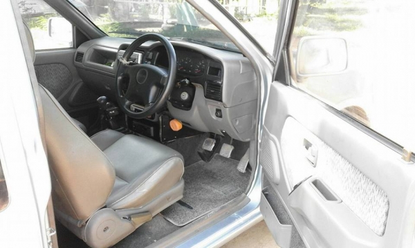 ISUZU DRAGON EYE ตัวท๊อปสุด 2.5 SLX TRUBO ปี 41 พวงมาลัยเพาเวอร์แท้ กระจกไฟฟ้า ISUZU DRAGON EYE ตัวท๊อปสุด 2.5 SLX TRUBO ปี 41 พวงมาลัยเพาเวอร์แท้ กระจกไฟฟ้า