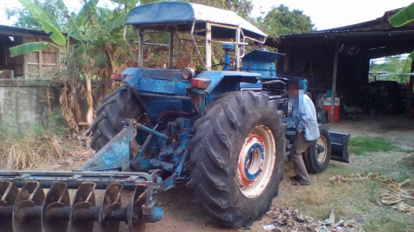 รถไถเพลาเดียว FORD 6600-TA ตัวเต็ม เสื้อเรียบ ไอดีกลม ปั้มกลม เครื่อง/ปั้ม เดิม แรงดี ช่วงล่างแน่น ไฮฯหน้า-หลัง แรงดี รถสภาพเดิมๆ อุปกรณ์4ชิ้น ดันหน้า+ผาน3+ผาน7+โรตารี่ พร้อมใช้งาน เล่มฯ ครบ **ขาย FORD 6600 TA รถไถ1เพลา สภาพเดิมบาง พ รถไถเพลาเดียว FORD 6600-TA ตัวเต็ม เสื้อเรียบ ไอดีกลม ปั้มกลม เครื่อง/ปั้ม เดิม แรงดี ช่วงล่างแน่น ไฮฯหน้า-หลัง แรงดี รถสภาพเดิมๆ อุปกรณ์4ชิ้น ดันหน้า+ผาน3+ผาน7+โรตารี่ พร้อมใช้งาน เล่มฯ ครบ **ขาย FORD 6600 TA รถไถ1เพลา สภาพเดิมบาง พ