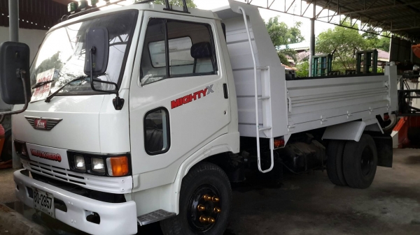 ขายรถดั้มอิโน่KM777ดั้มต่อไหม่  เครื่อง117แรง 4สูบ สภาพพร้อมใช้งาน