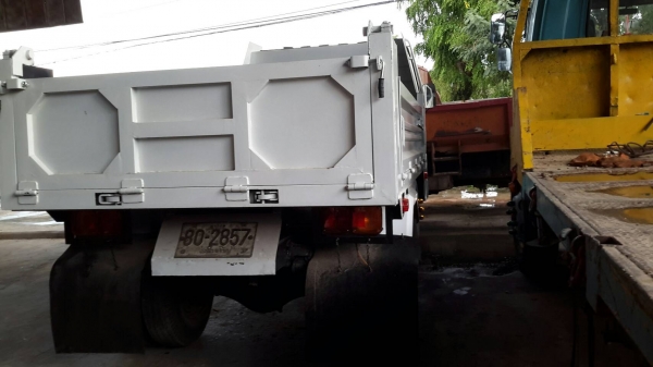 ขายรถดั้มอิโน่KM777ดั้มต่อไหม่  เครื่อง117แรง 4สูบ สภาพพร้อมใช้งาน