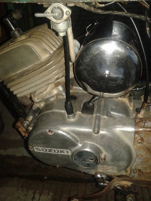 ขาย Suzuki GT100 เก่าญี่ปุ่นล้อแม๊กหายากสภาพแห้งๆสวยๆราคา 15000 บาทครับ