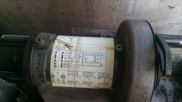 เครื่องต๊าปเกลียว U.S.A.