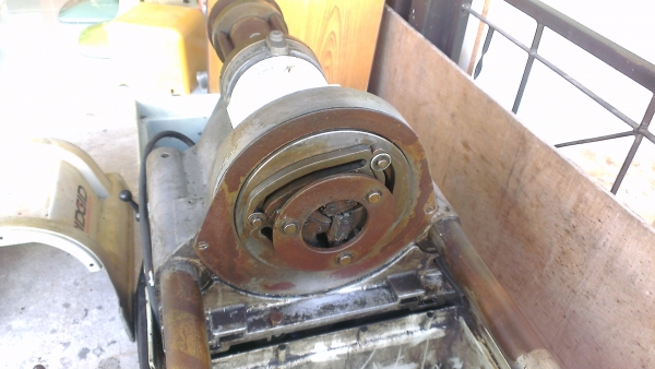 เครื่องต๊าปเกลียว U.S.A.