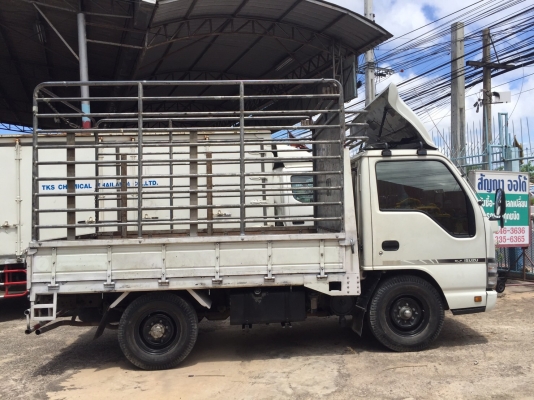 ขายรถบรรทุก 4 ล้อ Isuzu NKR ปี 51(รถห้างแท้ๆจากศูนย์ จดทะเบียนป้ายเล็กไม่ติดเวลา)มือเดียวป้ายแดง สภาพพร้อมใช้งาน เอกสารพร้อมโอน