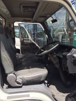 ขายรถบรรทุก 4 ล้อ Isuzu NKR ปี 51(รถห้างแท้ๆจากศูนย์ จดทะเบียนป้ายเล็กไม่ติดเวลา)มือเดียวป้ายแดง สภาพพร้อมใช้งาน เอกสารพร้อมโอน