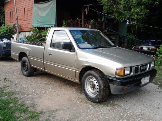 ขายอีซูสุมังกรตอนเดียวพร้อมใช้งาน