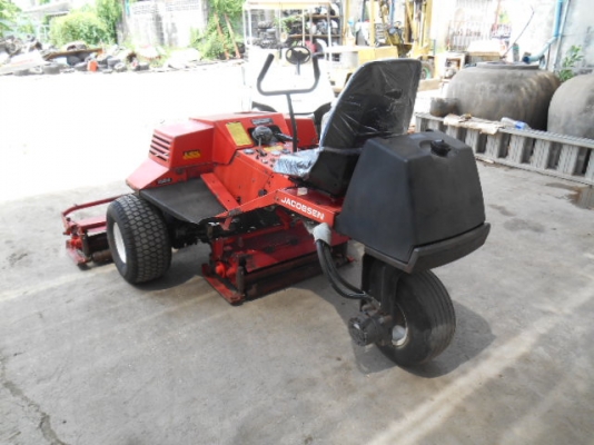 รถตัดหญ้า JACOBSEN TRI-KING 1672D พร้อมใช้งาน