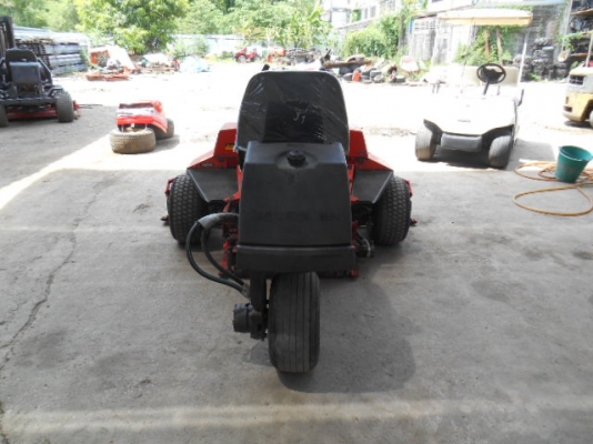 รถตัดหญ้า JACOBSEN TRI-KING 1672D พร้อมใช้งาน