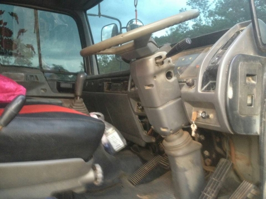 ขายรถ10ล้อ ดั้ม2เพลา FM3H สโลกลาง เครื่อง195เทอร์โบอินเตอร์ พาวเวอร์ เบรกจิฟฟี่ ภายในสวย เอกสารเล่มทะเบียนพร้อมโอน ราคา750,000 สนใจโทร 090-8588220คุณนะ 093-3258446คุณบิว หรือเข้าดูสินค้าอื่นๆได้ที่ www.narong2truck.com หรือ www.truck.in.th/498 หรือเพจFace