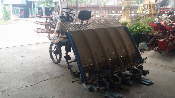 รถดำนานั่งขับ ISEKI  รุ่น PA500D เก่าญี่ปุ่น  ดำนา 5 แถว สภาพสวย