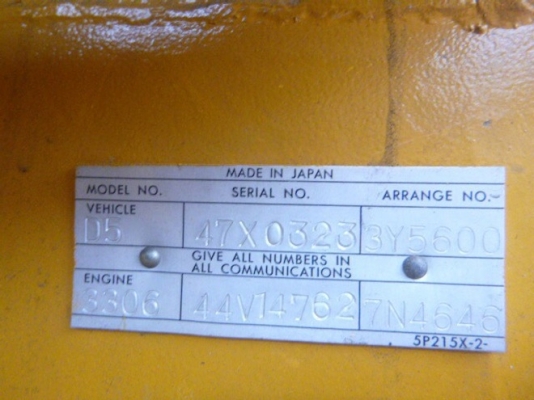 CAT D5B ห้องเก๋ง ตีนไก่ นำเข้าจากญี่ปุ่น สภาพงามจริง ๆ ครับ คันนี้ หาอยู่มาดูคันนี้นะครับ