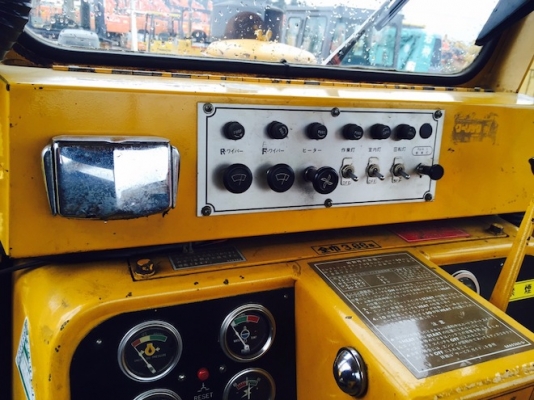 CAT D5B ห้องเก๋ง ตีนไก่ นำเข้าจากญี่ปุ่น สภาพงามจริง ๆ ครับ คันนี้ หาอยู่มาดูคันนี้นะครับ