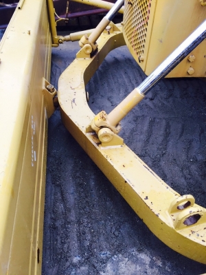 CAT D5B ห้องเก๋ง ตีนไก่ นำเข้าจากญี่ปุ่น สภาพงามจริง ๆ ครับ คันนี้ หาอยู่มาดูคันนี้นะครับ