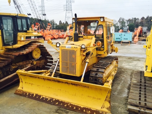 CAT D5B ห้องเก๋ง ตีนไก่ นำเข้าจากญี่ปุ่น สภาพงามจริง ๆ ครับ คันนี้ หาอยู่มาดูคันนี้นะครับ