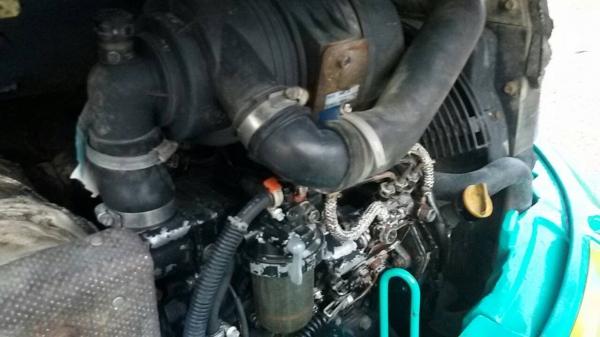 ขายรถแบคโฮ KOMATSU pc30MR เครื่อง3D84E คอนโทรลสั้น แทรคเหล็ก รถเก่าญี่ปุ่น ติดต่อ 089-7949488