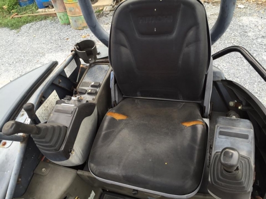 ขายถูก HITACHI ZX30U-2 เก่าญี่ปุ่น สภาพสวย พร้อมใช้งาน รุ่นใหม่ ปี2008 ชั่วโมงน้อยแค่ 3,600 สวยจัด โทร.090-986-2521 อ๊อบ