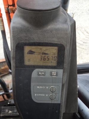 ขายถูก HITACHI ZX30U-2 เก่าญี่ปุ่น สภาพสวย พร้อมใช้งาน รุ่นใหม่ ปี2008 ชั่วโมงน้อยแค่ 3,600 สวยจัด โทร.090-986-2521 อ๊อบ
