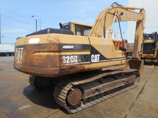 ขายรถแบคโฮ CAT 320B คอลโทรลสั้น รถนอกนำเข้าเอง สภาพสวยพร้อมใช้งาน