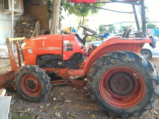 ขายรถไถ KUBOTA L3608 พร้อมดันหน้า ราคา 220,000 อ.แกลง ระยอง สอบถามได้ DC Trctor Rayong 0818618678,0899347475 id line=0818618678 id lne=0899347475 https://www.facebook.com/DC-Tractor-Rayong-307154532717928/shop?rid=307154532717928&amp;rt=9