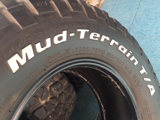 ขาย ยางBF KM2 265/75/16. USA. ดอกเต็ม ทุกเส้น ไม่มีปะ 4เส้น