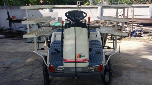 รถดำนานั่งขับ ISEKI  รุ่น PA600HD เก่าญี่ปุ่น  ดำนา 6 แถว สภาพสวย