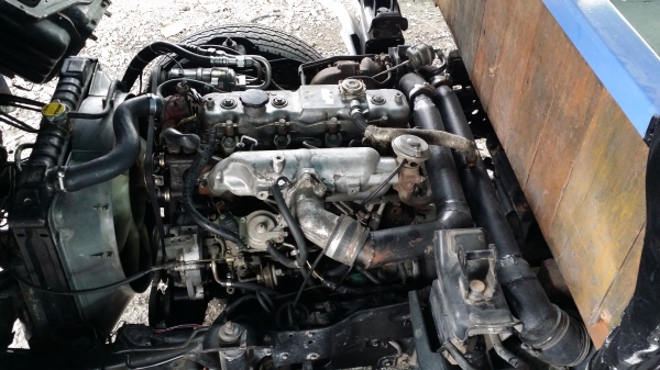 ขายNKR4ล้อไม่ติดเวลาป้ายเล็ก 4JB -2800ccดีเซล เพลาลอย แหนบข้างคัสซี