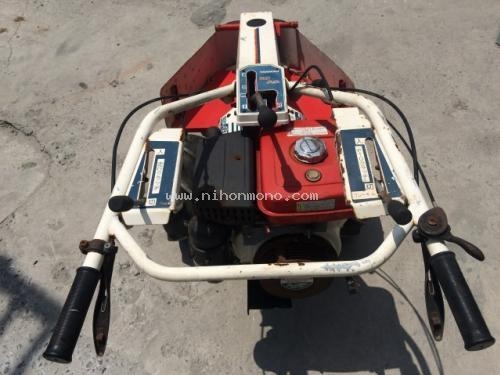 ขายถูก รถตัดหญ้าแบบเดินตาม YANMAR   RM82U  รหัสสินค้า 80903822  www.nihonmono.com ต่อรองได้