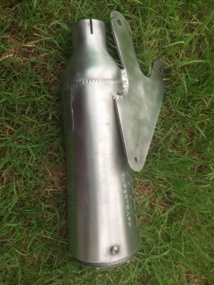 ขายปลายท่อ SUPER TAPP ของแท้จากญี่ปุ่น น๊อตครับขันได้ทุกตัว ขายึดแบบนี้หายากเอาใส่ได้หลายรุ่น