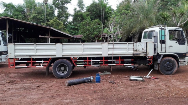 ขายรถ7.20เมตร เครื่อง195แรง สภาพพร้อมใช้งาน เอกสารพร้อมโอน ราคา650,000 สนใจโทร 090-8588220คุณนะ 093-3258446คุณบิว หรือเข้าดูสินค้าอื่นๆได้ที่ www.narong2truck.com หรือ www.truck.in.th/498 หรือเพจFacebook ณรงค์ ซื้อขายรถมือสอง (เว็บไซต์ส่วนตัว) หรือFaceboo