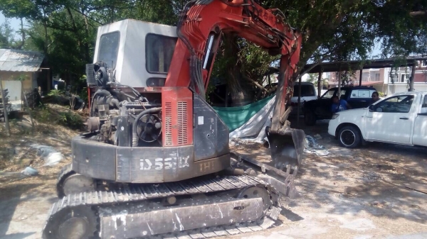 ขายรถแบ็คโฮ IHI 55 เดิมๆ ตามรุ่น รถใช้งานได้ดี ทำงานอยู่ เอกสารซื้อขาย