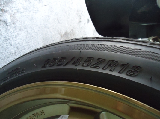 ขายล้อขอบ18"พร้อมยาง